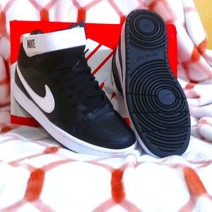 Nike shoes